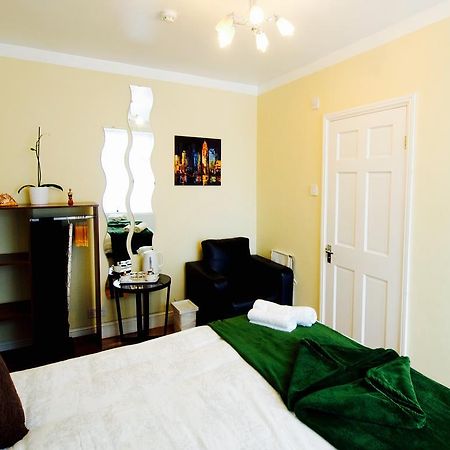 Gable Lodge Londyn Zewnętrze zdjęcie